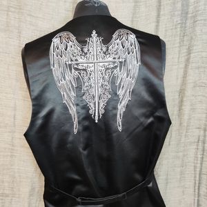 Larr Brio satin vest with wing